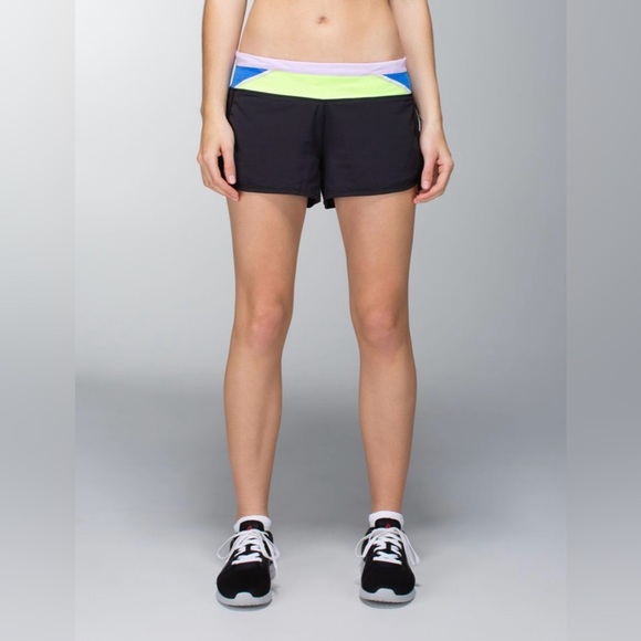 lululemon athletica Pants - Lululemon Run: Speed Short *4-way Stretch in Black / Quilt Spring 14-23